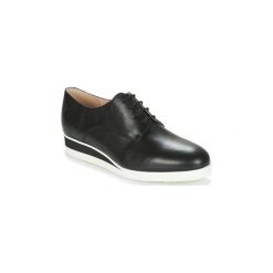 Derby Betty London INKABA. Czarne półbuty damskie Betty London, bez wzorów, bez obcasa, bez zapięcia. Za 244,30 zł.