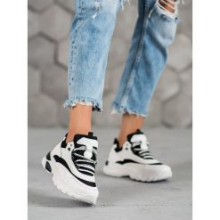 SNEAKERSY FASHION. Sneakersy damskie SHELOVET. Za 89,90 zł.