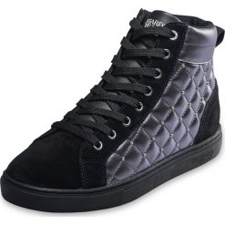 Trampki i Sneakersy Trussardi Jeans. Czarne trampki i tenisówki damskie Trussardi Jeans, bez wzorów, z jeansu, na sznurówki. Za 640,00 zł.