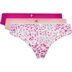 Guess 3-pack Spodenki Różowy Biały Beżowy. Różowe figi damskie Guess, l, z aplikacjami, z elastanu. Za 180,95 zł.