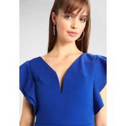 Sukienki hiszpanki: WAL G. PLUNGE NECKLINE WITH FLUTTER SLEEVES DRESS Sukienka koktajlowa cobalt blue
