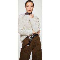 Swetry klasyczne damskie: Mango – Sweter