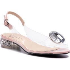 Sandały SCA'VIOLA - G-15 L.Pink/Beige. Różowe klapki damskie Sca'viola, bez wzorów, ze skóry ekologicznej, bez obcasa, na obcasie. Za 259,00 zł.