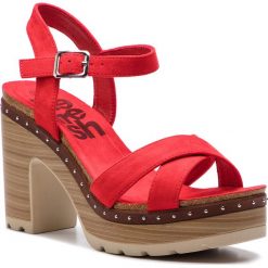 Sandały REFRESH - 69816 Rojo. Czerwone klapki damskie marki Refresh, z aplikacjami, z tworzywa sztucznego, bez obcasa, na obcasie. Za 199,00 zł.