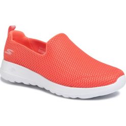 Półbuty SKECHERS - Go Walk Joy 15600/CRL Coral. Pomarańczowe półbuty damskie Skechers, na co dzień, bez wzorów, z materiału, bez obcasa, na płaskiej podeszwie, bez zapięcia. W wyprzedaży za 219,00 zł.