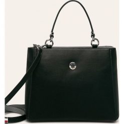 Tommy Hilfiger - Torebka. Szare torby damskie na zakupy TOMMY HILFIGER, w paski, ze skóry ekologicznej, na ramię, bez dodatków. W wyprzedaży za 449,90 zł.