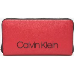 Portfele damskie: Calvin Klein – Portfel