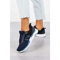 Granatowe buty sportowe sznurowane casu b97-1. Buty sportowe damskie Casu, bez wzorów, sportowe. Za 69,99 zł.