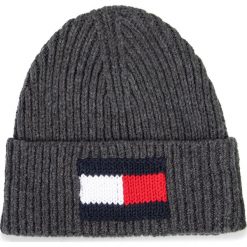 Czapka TOMMY HILFIGER - Big Flag Beanie AM0AM05152 0IT. Szare czapki męskie TOMMY HILFIGER, na zimę, bez wzorów, z bawełny. W wyprzedaży za 129,00 zł.