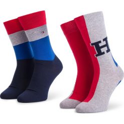 Zestaw 2 par wysokich skarpet męskich TOMMY HILFIGER - 392027001 White/Blue/Red 039. Szare skarpetki męskie z elastanu. Za 54,99 zł.