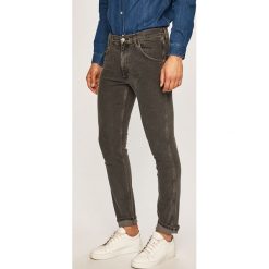 Wrangler - Jeansy Western. Szare jeansy męskie Wrangler. Za 329,90 zł.