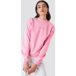Bluzy damskie: NA-KD Trend Bluza z haftem NA-KD – Pink