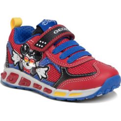 Sneakersy GEOX - J Shuttle B. A J0294A 01454 C7213 M Red/Royal. Czerwone trampki chłopięce Geox, bez wzorów, ze skóry ekologicznej, na rzepy. W wyprzedaży za 179,00 zł.