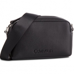 Torebka CALVIN KLEIN - Race Crossbody K60K604881 001. Czarne listonoszki damskie Calvin Klein, ze skóry ekologicznej. Za 399,00 zł.