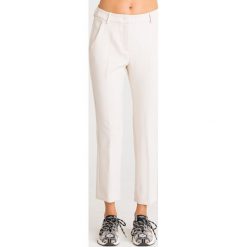 SPODNIE ALCIDE Weekend Max Mara. Spodnie damskie z haftami, z podwyższonym stanem. Za 443,40 zł.