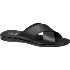 Klapki męskie AM SHOE czarne. Czarne klapki męskie AM SHOE, bez wzorów, ze skóry. Za 99,90 zł.