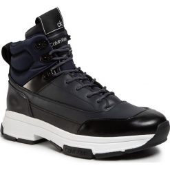 Sneakersy CALVIN KLEIN - Cado B4F1122 Dark Navy/Black. Niebieskie sneakersy męskie Calvin Klein, na co dzień, bez wzorów, ze skóry ekologicznej, bez zapięcia. W wyprzedaży za 839,00 zł.