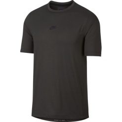 Koszulka Nike NSW Tech Pack (928623-001). Koszulki męskie Nike, m, bez wzorów, z bawełny, bez kołnierzyka, bez rękawów. Za 159,99 zł.