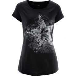 Shirt bawełniany z przędzy mieszankowej, krótki rękaw bonprix czarny z nadrukiem. Czarne koszulki damskie marki bonprix, z nadrukiem, z bawełny, bez kołnierzyka, z krótkim rękawem. Za 34,99 zł.