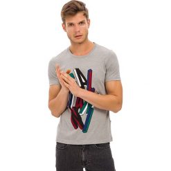 T-shirt w kolorze szarym. Szare t-shirty męskie GALVANNI, xl, bez wzorów, z bawełny, z okrągłym kołnierzem. W wyprzedaży za 79,95 zł.