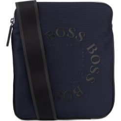 Saszetka BOSS - Pixel Rl 50422429 410. Czarne torby męskie skórzane Boss, bez wzorów, z materiału, młodzieżowe. W wyprzedaży za 299,00 zł.