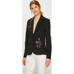Desigual - Żakiet. Czarne żakiety damskie Desigual, z haftami, z elastanu. Za 349,90 zł.