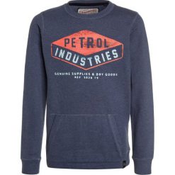 Petrol Industries NECK Bluza stone blue. Niebieskie bluzy chłopięce marki Petrol Industries, z bawełny. W wyprzedaży za 134,10 zł.
