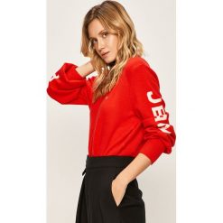 Tommy Jeans - Sweter. Niebieskie swetry damskie Tommy Jeans, s, bez wzorów, z elastanu, bez rękawów, bez kaptura. W wyprzedaży za 359,90 zł.