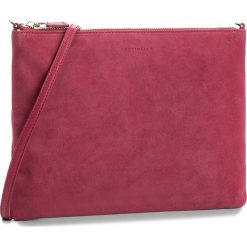 Torebka COCCINELLE - BV3 Pochette E5 BV3 55 F4 02 Framboise/Framb 048. Czerwone listonoszki damskie marki Coccinelle. W wyprzedaży za 379,00 zł.