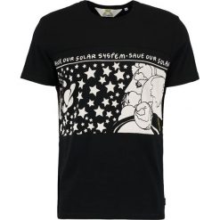 Koszulki polo: Wrangler by Peter Max SOLAR SYSTEM TEE Tshirt z nadrukiem black
