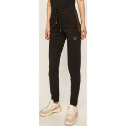 EA7 Emporio Armani - Spodnie. Czarne spodnie damskie EA7 Emporio Armani, s, z bawełny. Za 489,90 zł.