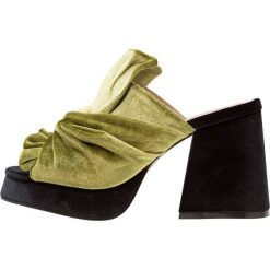 Klapki damskie: Shellys London DRUCILLA Klapki green