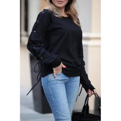 Bluzka damska MEDELINA BLACK. Czarne bluzki sportowe damskie Bluzka damska MEDELINA BLACK, s, bez wzorów, bez rękawów, bez kaptura. W wyprzedaży za 29,00 zł.