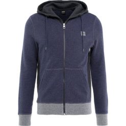 BOSS CASUAL ZEROES Bluza rozpinana blue. Niebieskie kardigany męskie BOSS Casual, xl, bez wzorów, z bawełny, casualowe, bez kołnierzyka, bez rękawów, bez kaptura. W wyprzedaży za 354,50 zł.