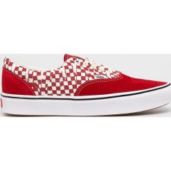 Vans - Tenisówki. Czerwone trampki męskie Vans, bez wzorów, ze skóry, bez zapięcia. W wyprzedaży za 299,90 zł.