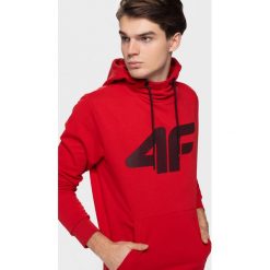 Bluza męska BLM301 - czerwony. Czerwone bluzy męskie 4f, m, bez wzorów, z dzianiny, z kapturem, bez rękawów, z kapturem. Za 119,99 zł.