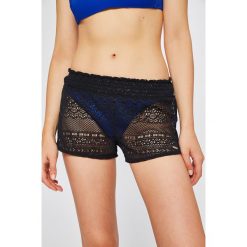 Roxy - Szorty. Czarne szorty damskie marki Roxy, s, z elastanu, casualowe. W wyprzedaży za 129,90 zł.