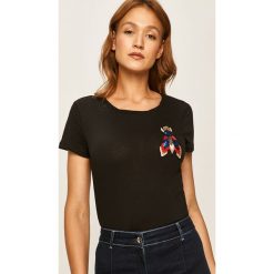 Patrizia Pepe - T-shirt. Czarne bluzki damskie Patrizia Pepe, s, z aplikacjami, z bawełny, casualowe, z okrągłym kołnierzem, z krótkim rękawem. Za 439,90 zł.