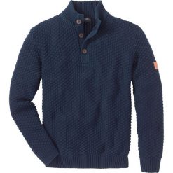 Sweter Slim Fit bonprix ciemnoniebieski. Niebieskie swetry męskie marki bonprix, s, z aplikacjami, bez kołnierzyka, bez kaptura. Za 109,99 zł.