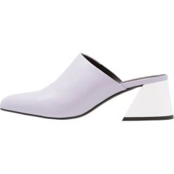 Chodaki damskie: L'INTERVALLE MANILA Klapki lilac