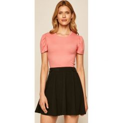 Only - T-shirt. Różowe bluzki damskie ONLY, s, bez wzorów, z elastanu, casualowe, z okrągłym kołnierzem. W wyprzedaży za 49,90 zł.