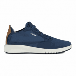 Geox tenisówki chłopięce AERANTER J02BNB_02211_C4000 33 niebieskie. Niebieskie buty chłopięce sportowe Geox, ze skóry, bez zapięcia. Za 309,00 zł.