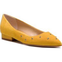 Baleriny SOLO FEMME - 46829-61-G22/000-04-00 Żółty. Żółte baleriny damskie Solo Femme, bez wzorów, ze skóry, klasyczne, bez obcasa. W wyprzedaży za 209,00 zł.