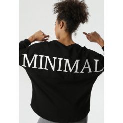 Czarna Bluza Fording. Czarne bluzy damskie Born2be, s, z nadrukiem, z dzianiny, bez rękawów, długie, bez kaptura. Za 69,99 zł.