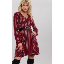 Bordowa Sukienka Magnify. Czerwone sukienki damskie other, s, bez wzorów, bez kołnierzyka, bez rękawów, mini. Za 119,99 zł.