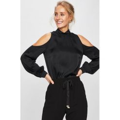 Answear - Bluzka. Czarne bluzki damskie ANSWEAR, s, bez wzorów, z poliesteru, casualowe, ze stójką, z długim rękawem. W wyprzedaży za 79,90 zł.