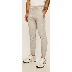 Reebok - Spodnie. Szare spodnie męskie Reebok, s, z elastanu, sportowe. Za 179,90 zł.