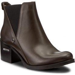 Botki CARINII - B3705 I45-000-POL-861. Zielone botki damskie skórzane marki Carinii. W wyprzedaży za 199,00 zł.