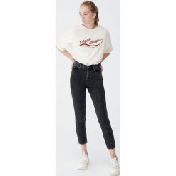 Jeansy mom fit basic. Szare jeansy damskie Pull&Bear, z jeansu. Za 79,90 zł.