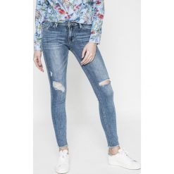 Answear - Jeansy. Niebieskie jeansy damskie rurki ANSWEAR, z bawełny. W wyprzedaży za 99,90 zł.
